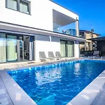 Villa Luxury Modern 