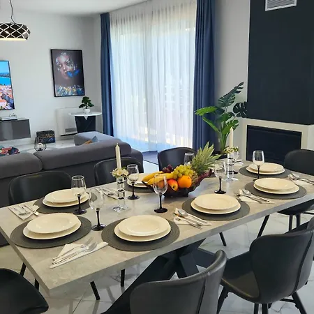 Keti Villa *