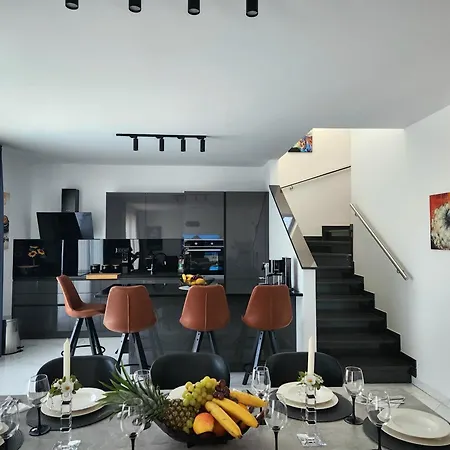 Luxury Modern 